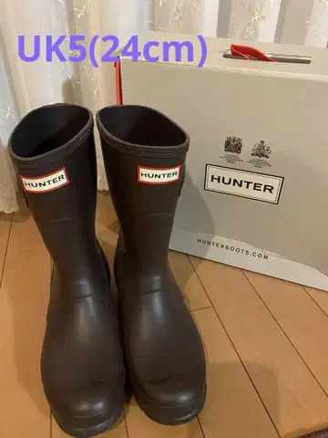 HUNTER (브라운) 미디엄 장화 버클 포함 박스 있음