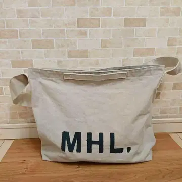 1회 사용, 비교적 깨끗함, MHL 마가렛 호웰 MHL 숄더 백