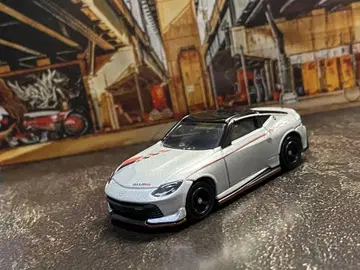 토미카 개조 닛산 페어 레이디 z nismo 브릴리언트 실버 오토 살롱