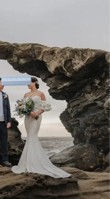 화이트 머메이드 웨딩 드레스