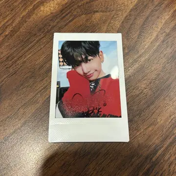 BOYNEXTDOOR 폴라로이드 친필 사인 제현