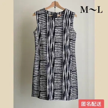 원피스 무릎 기장 블랙 화이트 모노톤 M~L