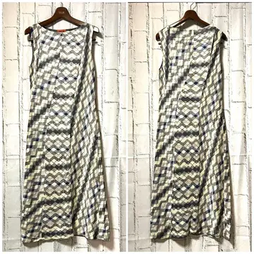 MISSONI 미쏘니 레이온 니트 롱 원피스 슬리브리스 화이트 블랙