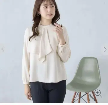 AOKI 주름 방지 정전기 감소 레이어드 프릴 블라우스