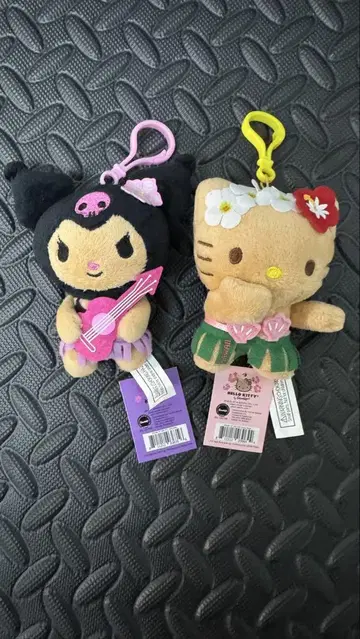 하와이 한정 헬로키티 쿠로미 마스코트 키링