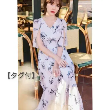 [택 포함] herlipto Rose Bouquet Dress