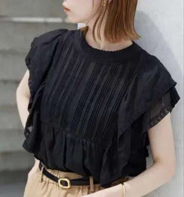 라미 프릴 핀턱 블라우스