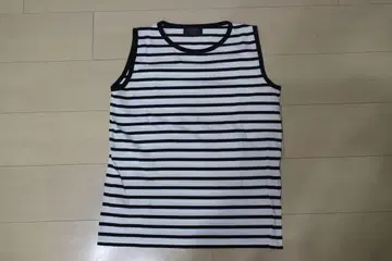 Le Minor 스트라이프 슬리브리스 티셔츠