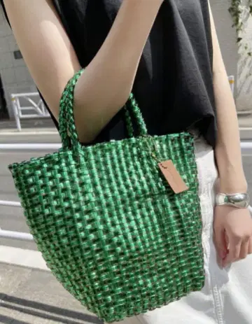 Spick & Span 메탈릭 메르카도 백
