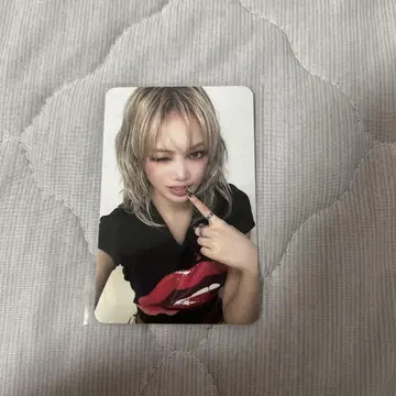 LESSERAFIM 셀카 사진 카드