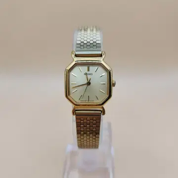 SEIKO 여성용 손목시계