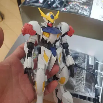 GUNDAM BARBATOS LUPUS 1/100 풀 메카닉스 정크