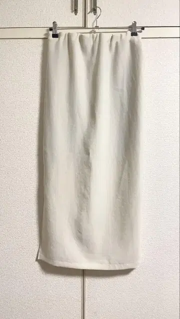 개럴개런트 타이트 스커트