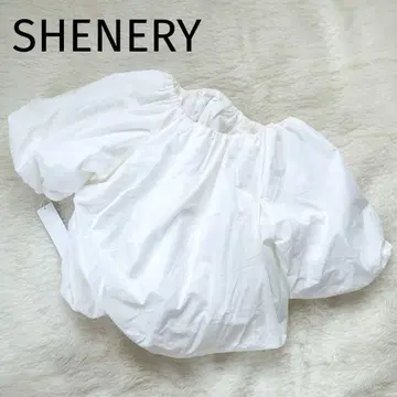 미사용 새상품 SHENERY 볼륨 숏 블라우스 화이트 퍼프 슬리브 흰색