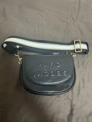 MARC JACOBS 블랙 숄더백
