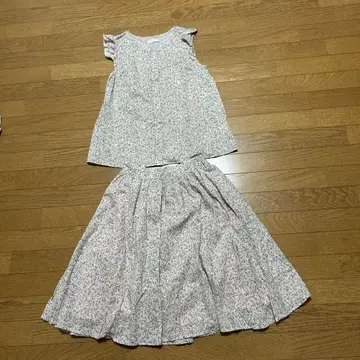 꽃무늬 프릴 소매 셋업