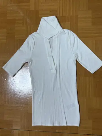 바나나 리퍼블릭 화이트 반소매 피케 셔츠