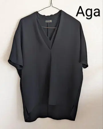 Aga 이중 V 넥 반팔 블라우스 9호 블랙 야마다야