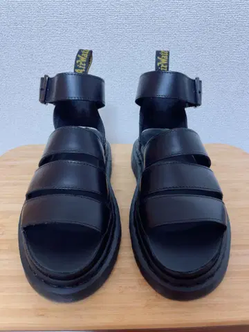 [새상품급] Dr. Martens CLARISSA II UK5