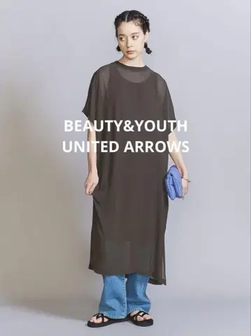 뷰티&유스 쉬폰 레이어드 돌먼 슬리브 원피스 블랙