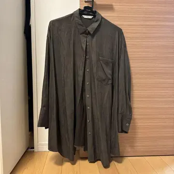 GALLARDAGALANTE 개럴개런트 다크 브라운 긴팔 셔츠