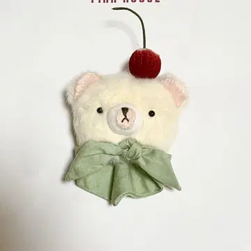 핑크하우스 크림 소다 시리즈 봉제 인형 코사지