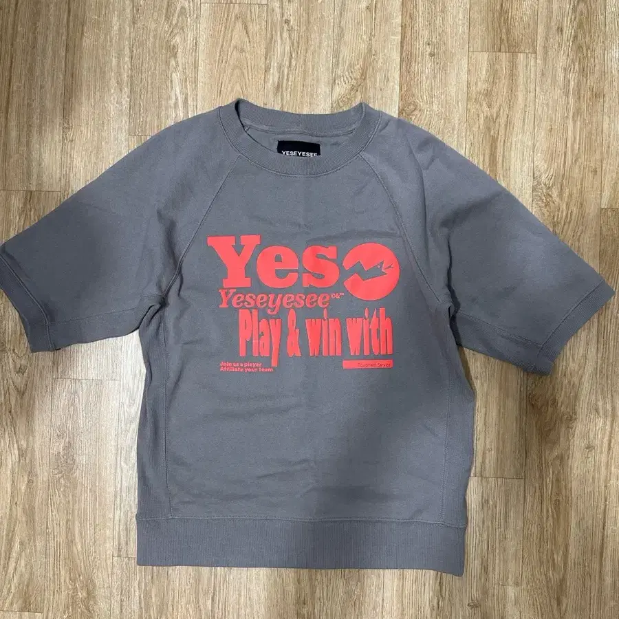 Yeseyesee C-logo L/S MUSTARD on Bunjang Global Site.
