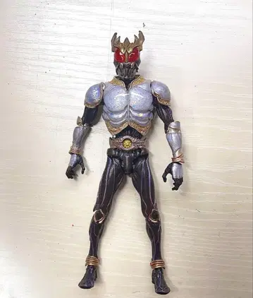 가면라이더 쿠우카 얼티밋 리페인트 s.h.figuarts 개조품