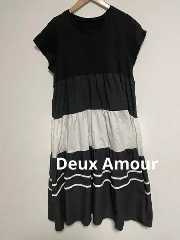 Deux Amour 반팔 배색 티어드 원피스 M-L
