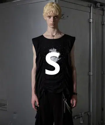 GRANCY 셔링 디자인 라인 스톤 그래픽 슬리브리스 T S