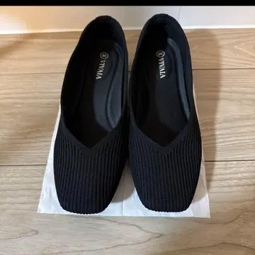 VIVAIA 스퀘어토 펌프스