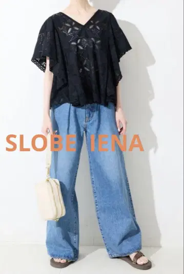 새상품 SLOBE IENA 레이스 프릴 V넥 블라우스