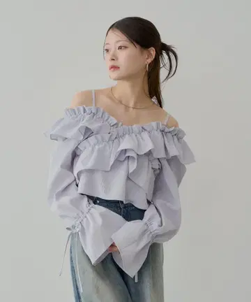 chico 크로스 프릴 오프숄더 블라우스 봄/여름 청순 데이트 한국