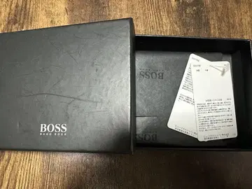 HUGO BOSS 2단 폴더형 지갑 지갑 미사용 새상품