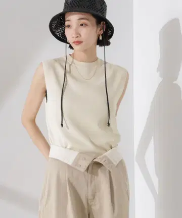 접촉 냉감 슬리브리스 니트
