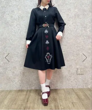 엑시즈팜 카드놀이 자수 원피스
