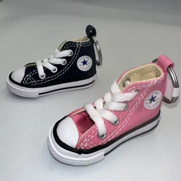 CONVERSE 미니어처 스니커즈 키링 2종 세트