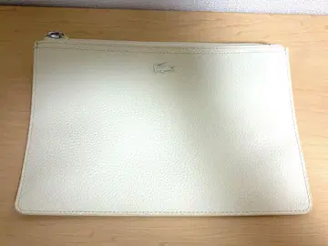 Lacoste 화이트 가죽 클러치백