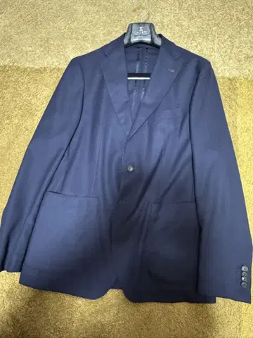 TAGLIATORE 딸리아또레 다카르 48 네이비 새상품급