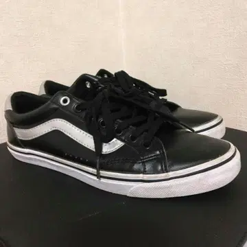 VANS V441 WEEKLY COURT 블랙/실버