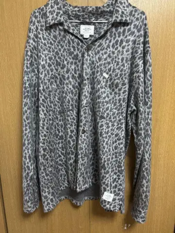 THE CRIMIE 레오파드 무늬 셔츠