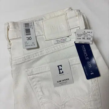 미사용 새상품 EDWIN SLIM TAPERED