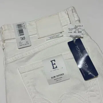 미사용 새상품 EDWIN SLIM TAPERED