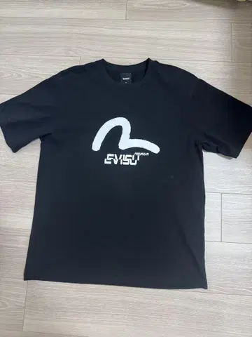 EVISU 블랙 티셔츠 XL 중고품