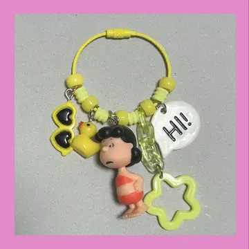 자라자라 키링 루시