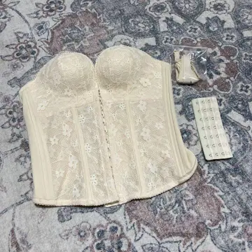베이지 코르셋