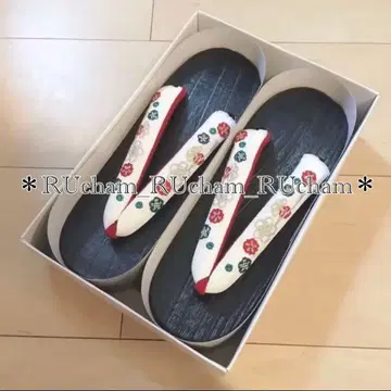 새상품* 우타타네 utatane 일본 나막신 오동나무 여성용 유카타