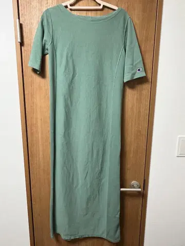 Champion RAYBEAMS 별주 리버스 위브 반팔 원피스
