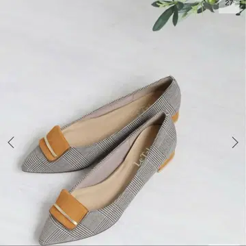 Le Talon 2.5cm 포인트 절개 플레이트 플랫