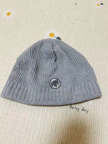 마무트 mammut 니트 모자 비니 그레이